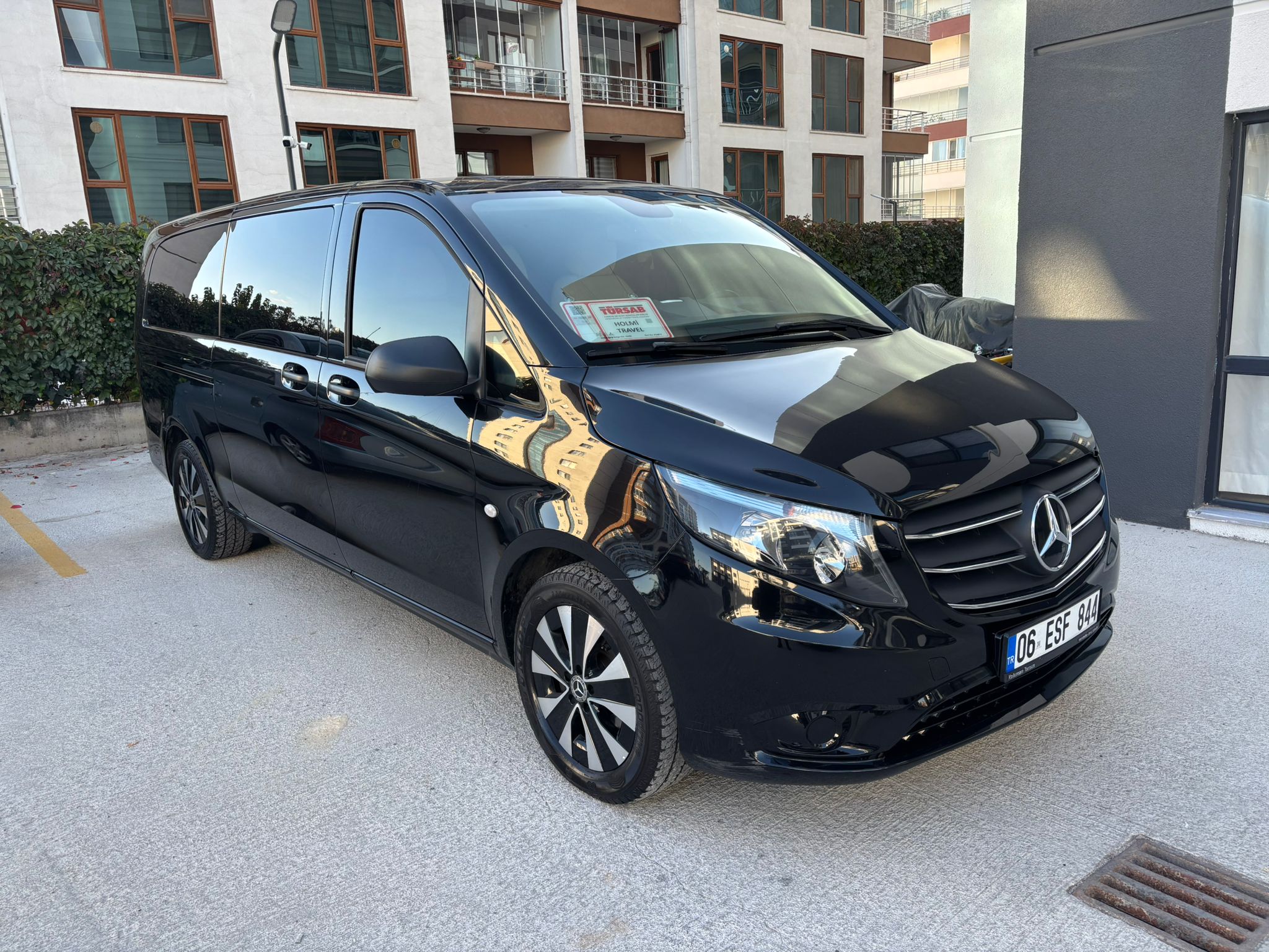 Executive SUV